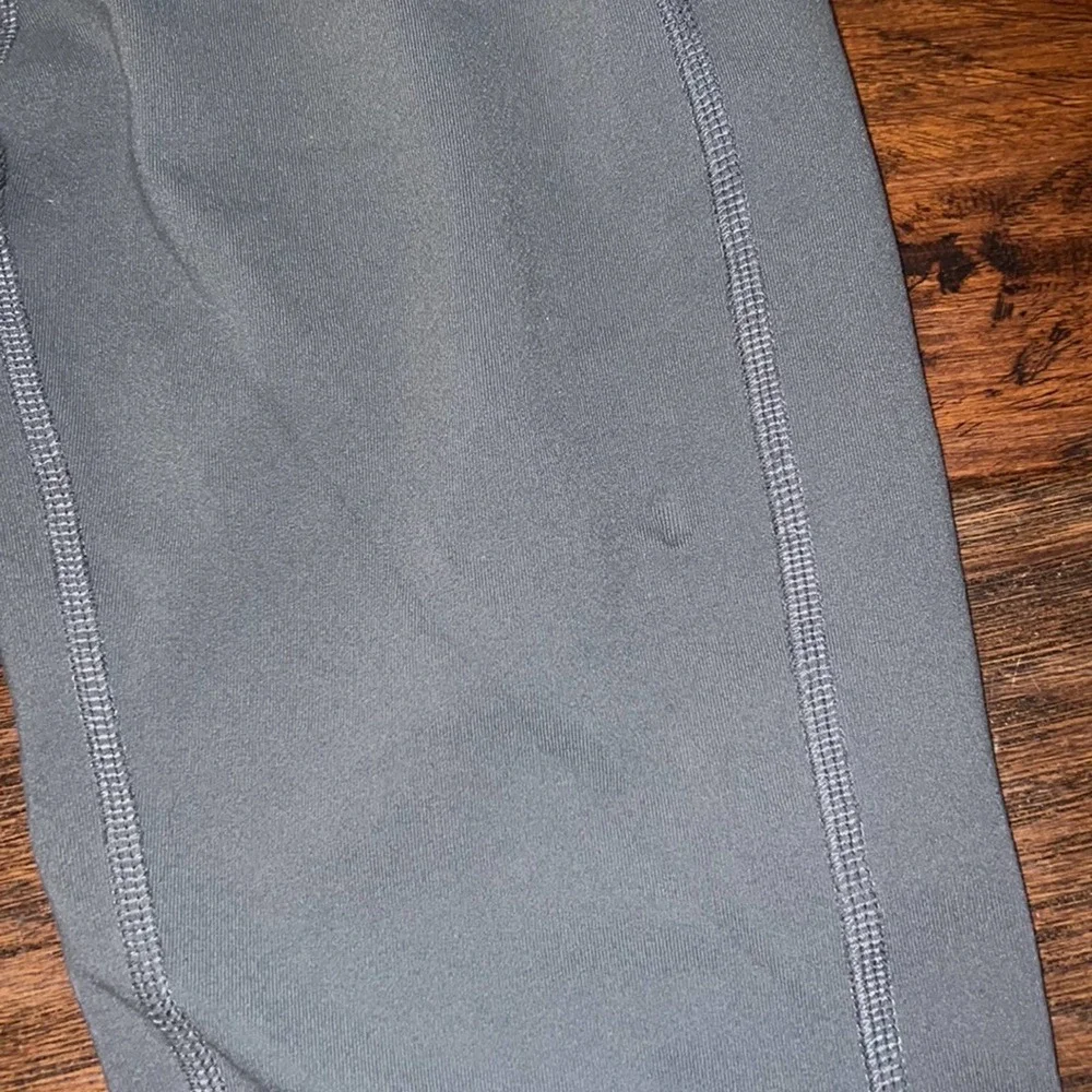 Alo Yoga High-Waist Moto Legging Small 🤍